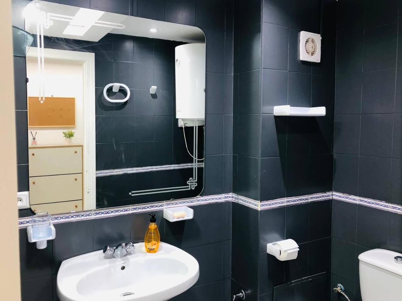 Appartement A Malabata En Face Centre Commercial Megarama & La Gare De Tgv M2 Tangeri Esterno foto