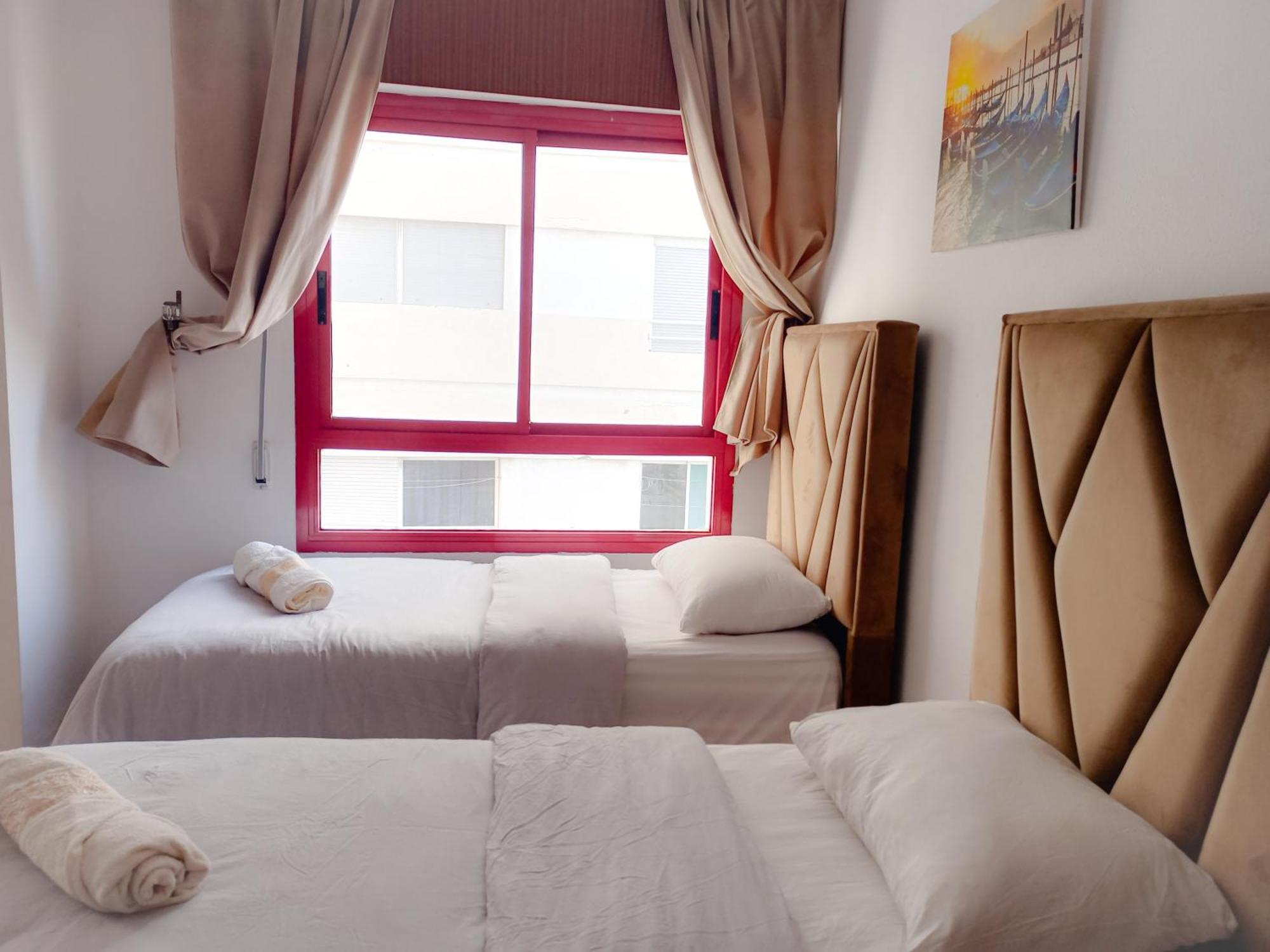 Appartement A Malabata En Face Centre Commercial Megarama & La Gare De Tgv M2 Tangeri Esterno foto