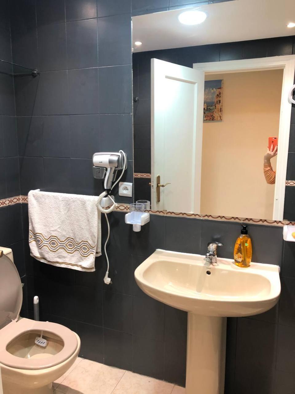 Appartement A Malabata En Face Centre Commercial Megarama & La Gare De Tgv M2 Tangeri Esterno foto